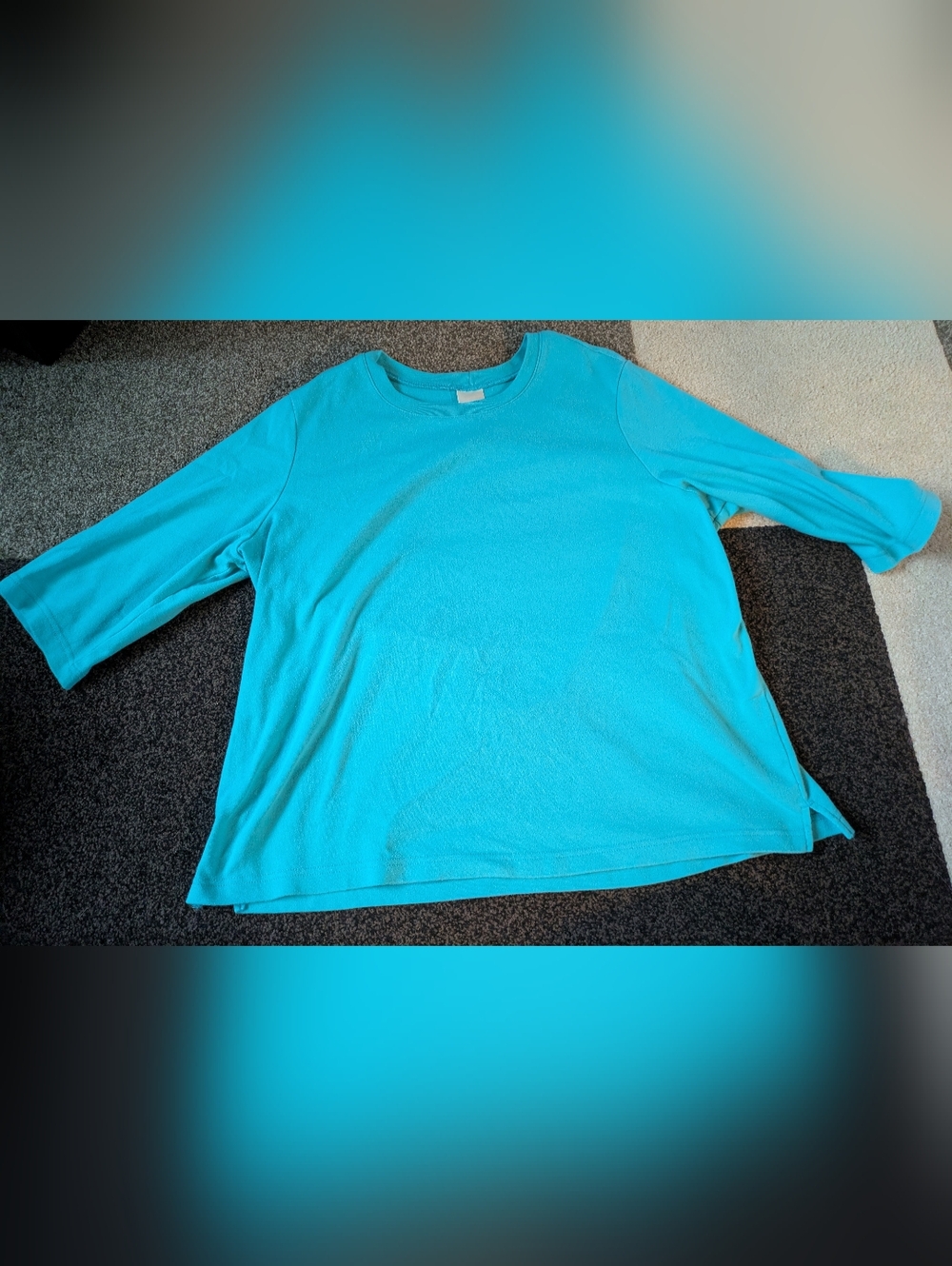 Blue Solid Crew Neck 3/4 Sleeve Pullover T-Shirt